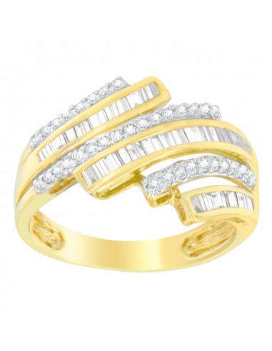 10k Yellow Gold 5/8ct TDW Mixed-Cut Diamond Twist Ring (I-JSI1-SI2) Venez découvrir notre 