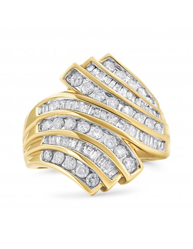 10K Yellow Gold 1 1/2ct TDW Round and Baguette cut Diamond Bypass Ring (H-II2-I3) Toutes les collections ici